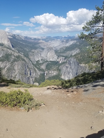 The view of Little Yosemite Valley from Glacier Point